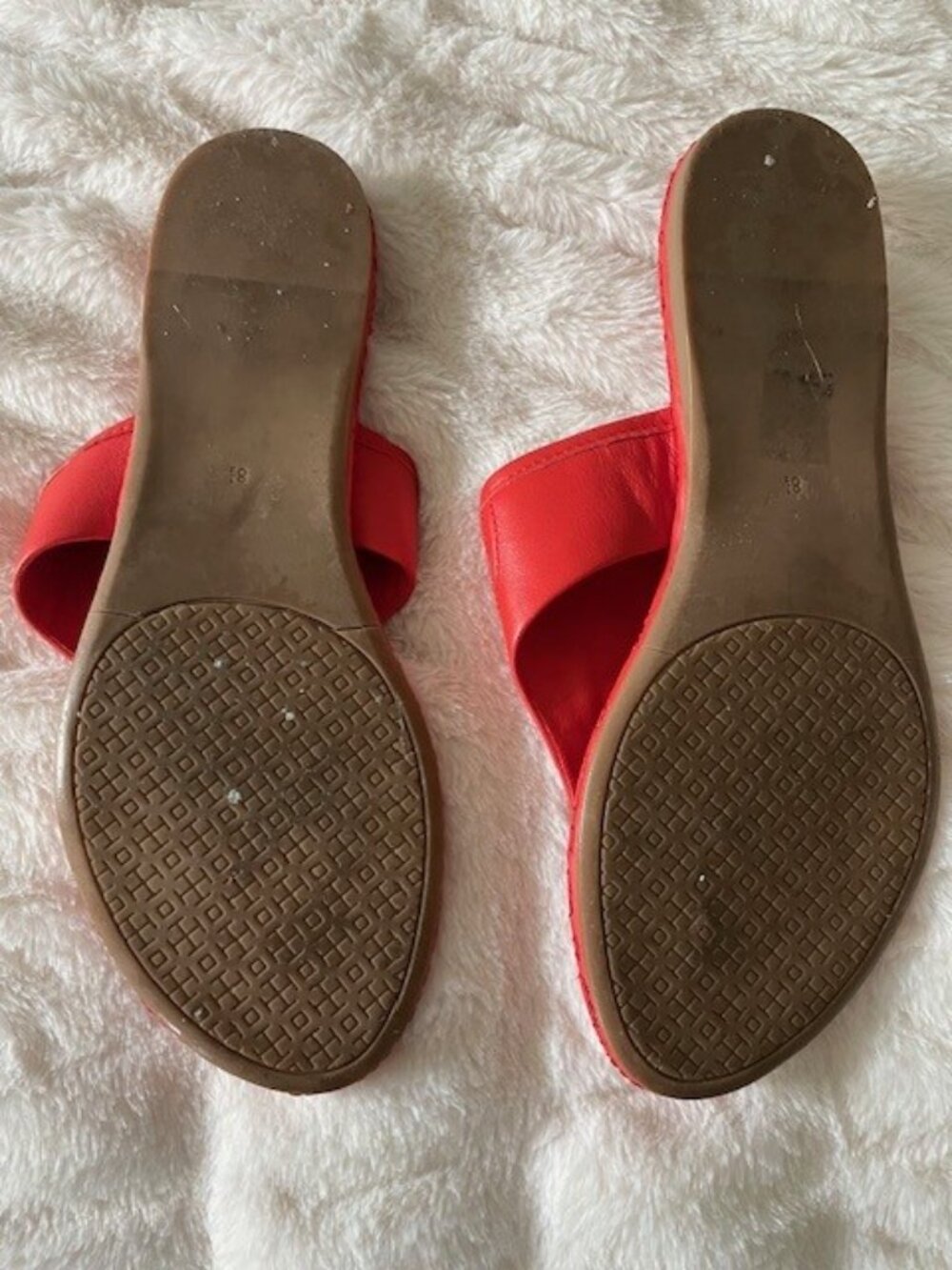 Tory Burch Vibrant Orange/Red Sandals - Picture 3 of 3